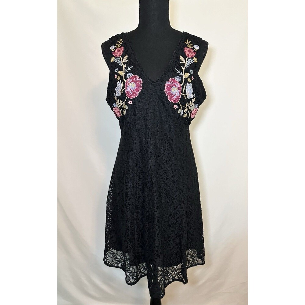 Xhilaration Floral Embroidered Black Lace Fit & Flare Sleeveless Dress Women's L